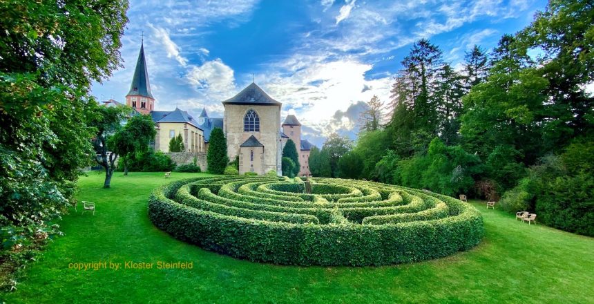 Labyrinth Kloster Steinfeld/ Eifel